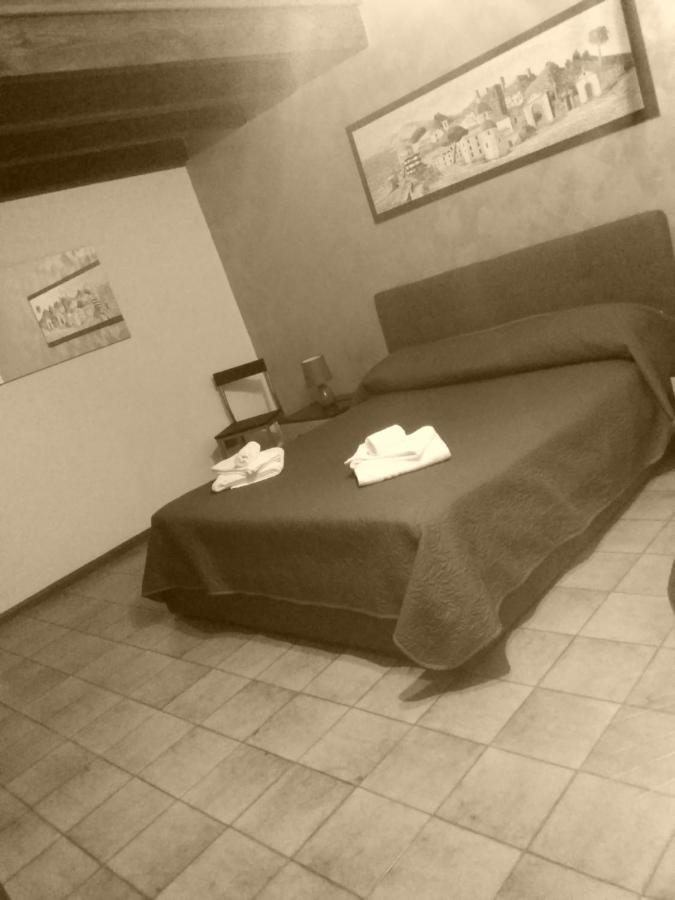 Su Casciu Bed & Breakfast Bosa Luaran gambar