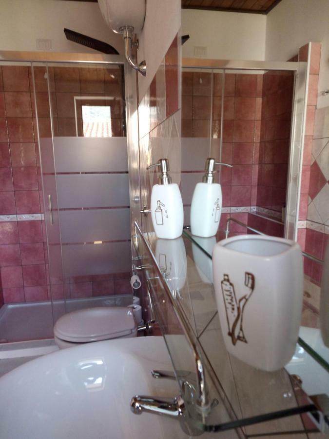 Su Casciu Bed & Breakfast Bosa Luaran gambar