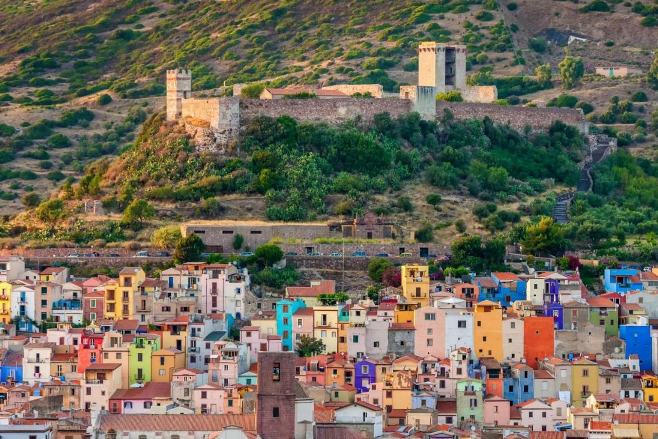 Su Casciu Bed & Breakfast Bosa Luaran gambar